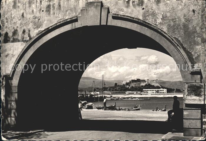 Antibes Alpes Maritimes Fort Carre vu a travers les remparts
