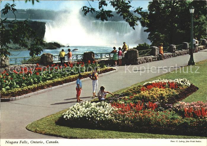 Niagara Falls Ontario Promenade