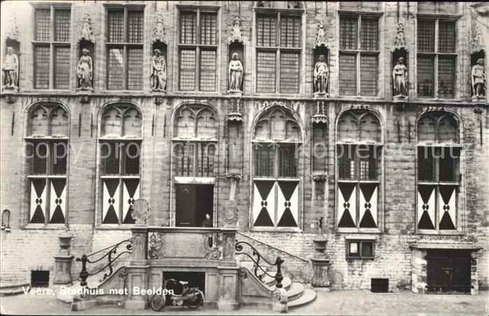 Veere Stadhuis met Beelden Historisches Ratha