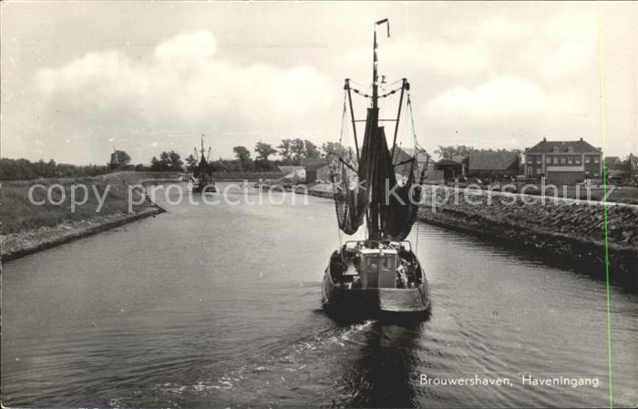 Brouwershaven Haveningang Hafeneinfahrt Fischerboot