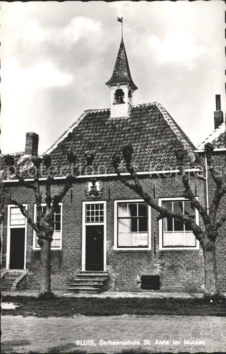 Sluis Zeeland Gemeentehuis St Anna ter Muiden Gemeindehaus