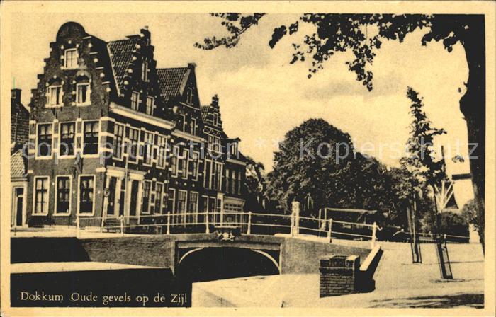 Dokkum Oude gevels op de Zijl Brug Brücke