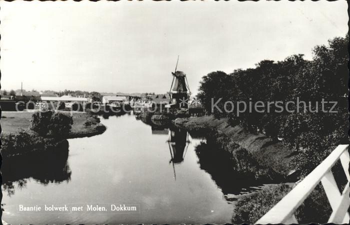 Dokkum Baantje bolwerk met Molen Windmuehle