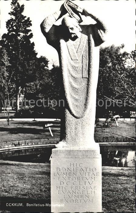 Dokkum Bonifatius Monument Denkmal