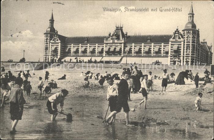 Vlissingen Strandgezicht met Grand Hotel