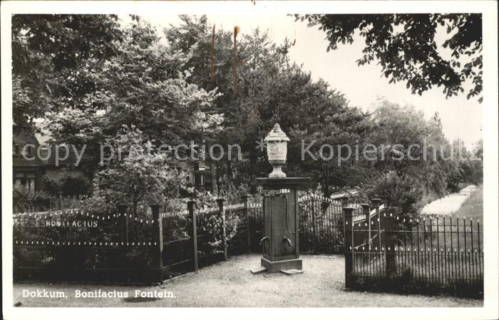 Dokkum Bonifacius Fontein Brunnen