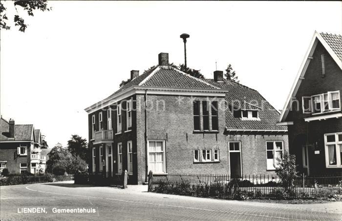 Lienden Gemeentehuis Rathaus