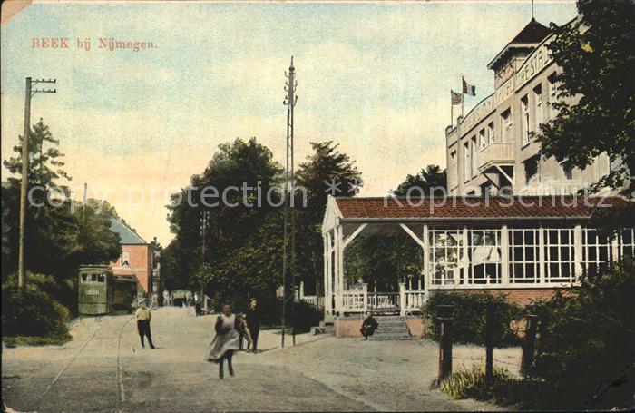 Beek Ubbergen Strassenansicht Strassenbahn