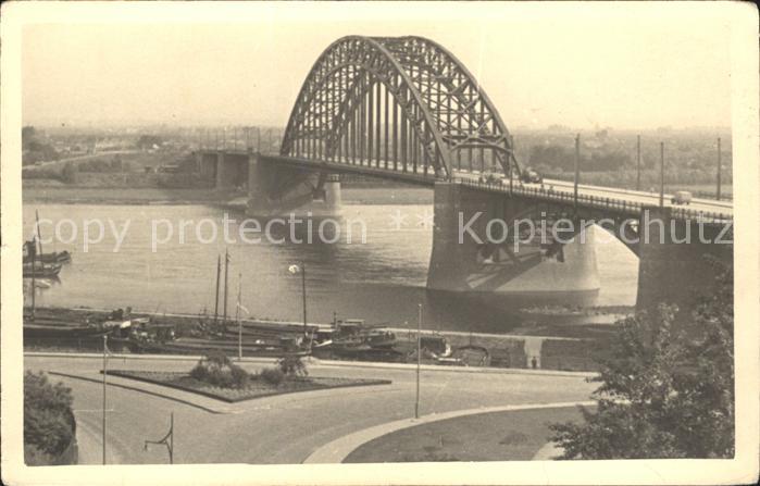 Nijmegen Brücke Segelboot Lastkahn