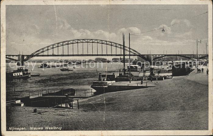 Nijmegen Waalbrug Schiffe