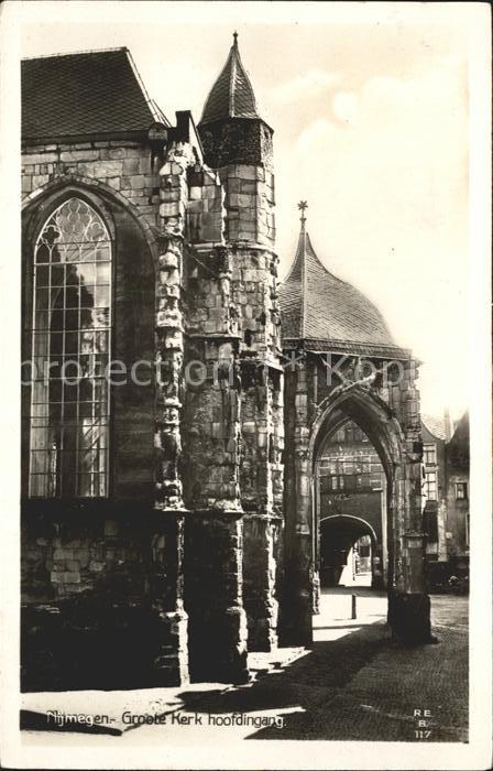 Nijmegen Groote Kerk hoofdingang