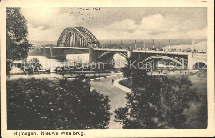 Nijmegen Waalbrug Schiffe