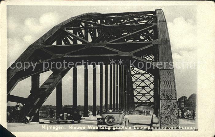 Nijmegen Waalbrug Autos