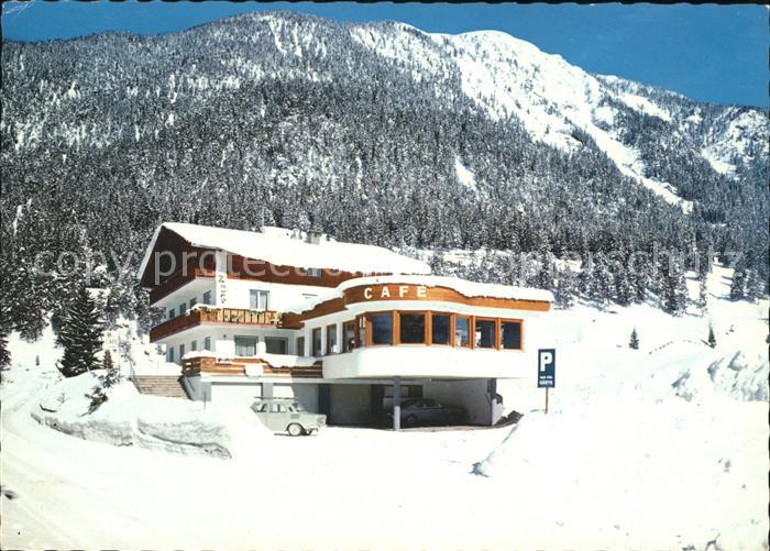 Weissenbach Lech Lift Cafe Dobler