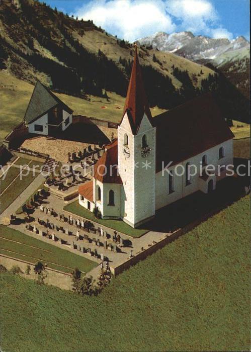 Berwang Tirol Pfarrkirche St Jakob Fliegeraufnahme