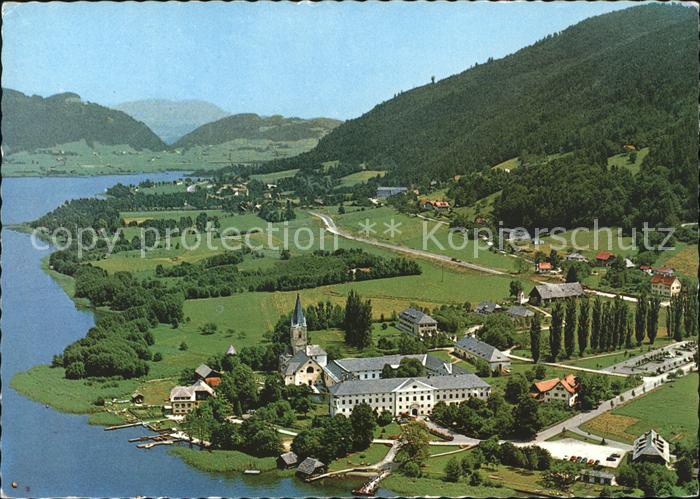 Ossiach am Ossiachersee Stiftskirche Fliegeraufnahme