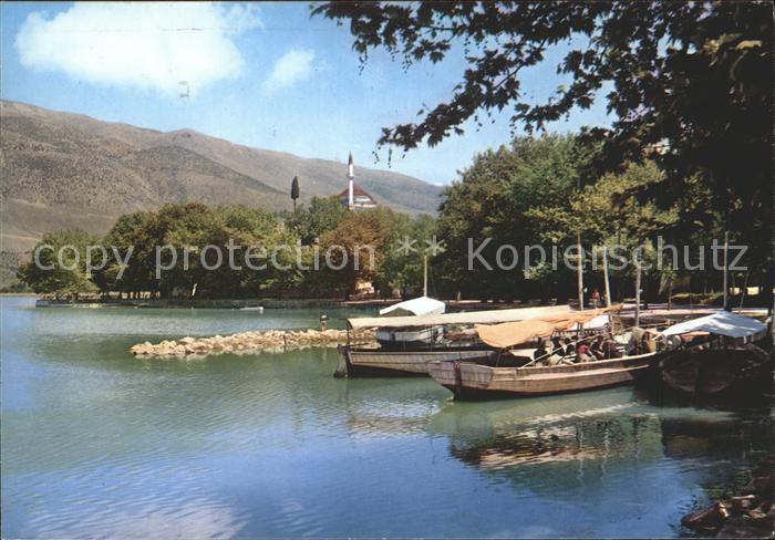 Ioannina Boote Strand