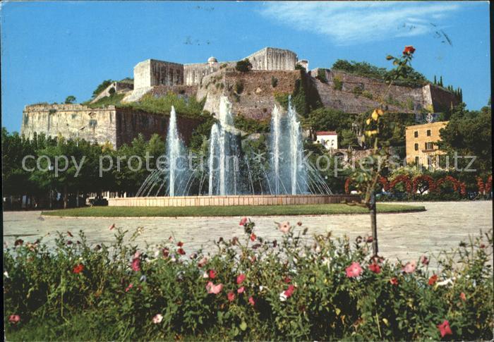 Corfu Korfu Schloss Brunnen