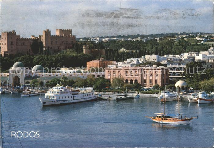Rhodos Rhodes aegaeis Hafen Mandraki Faehre Segelboot