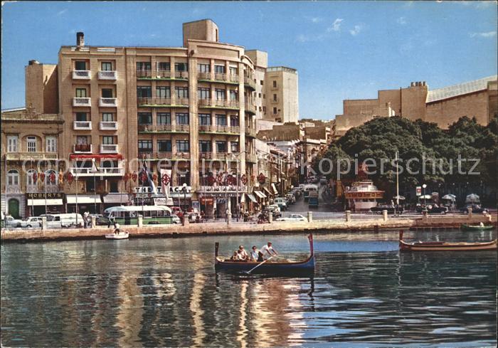 Sliema Shopping Centre Boote