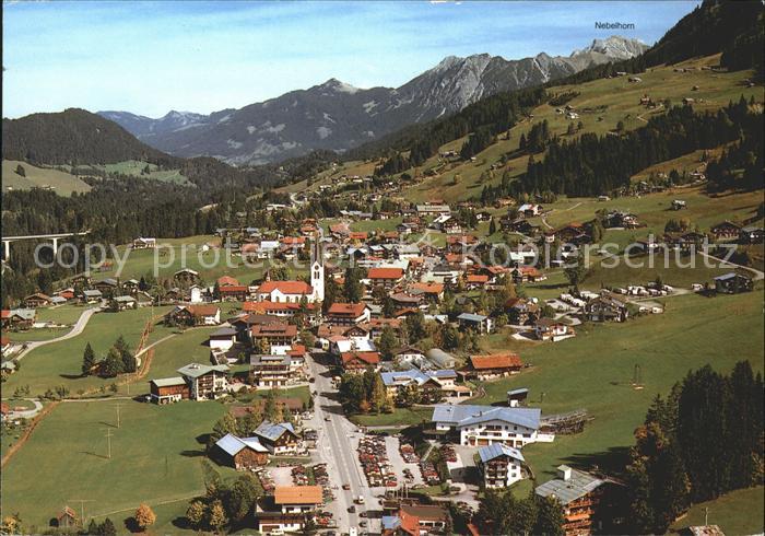 Riezlern Kleinwalsertal Vorarlberg mit Nebelhorn Fliegeraufnahme