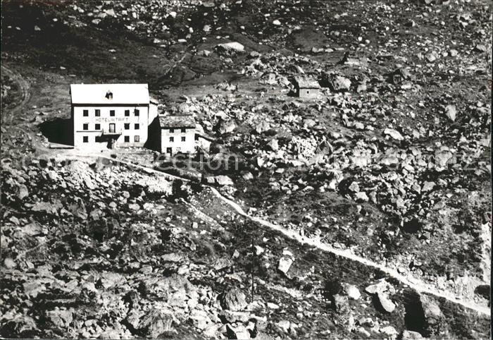 Zermatt VS Trifthotel vom Weg Trift-Hoehbalmen