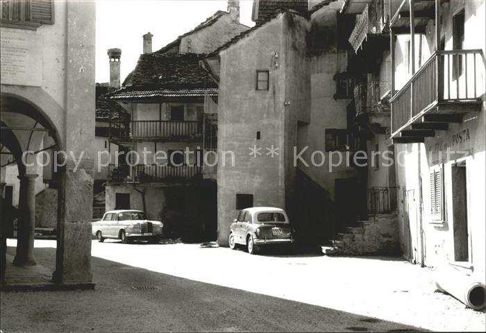 Russo Dorfpartie Autos