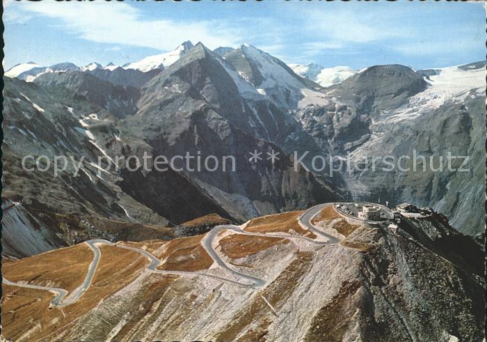 Grossglockner Hochalpenstrasse Parkplatz Edelweissspitze Fuschertoerl