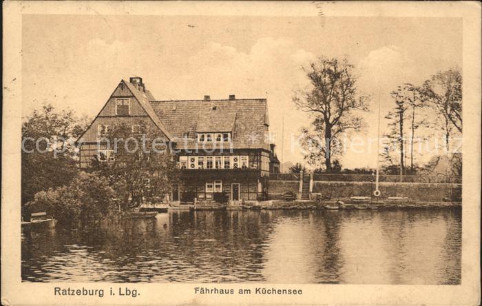 Ratzeburg Schleswig-Holstein Faehrhaus am Kuechensee
