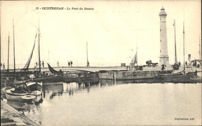 Leuchtturm Lighthouse Ouistreham Pont du Bassin