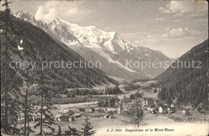 Argentiere Haute-Savoie Vue generale et le Mont Blanc