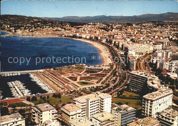Cannes Alpes-Maritimes Vue aerienne sur le Port Pierre Canto e