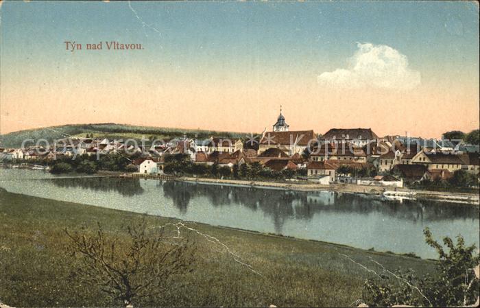 Tyn nad Vitavou Tein Teilansicht Partie am Fluss