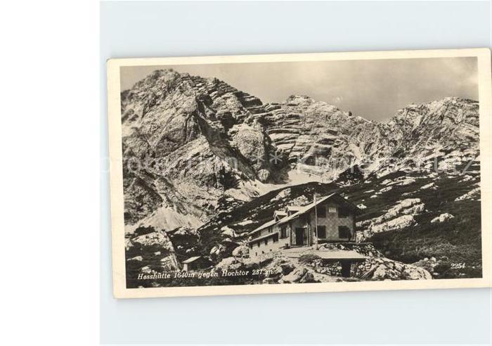 Hesshuette gegen Hochtor Berghütte Ennstaler Alpen