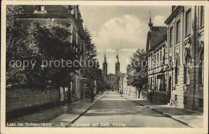 Lahr Schwarzwald Schillerstrasse mit kath Kirche