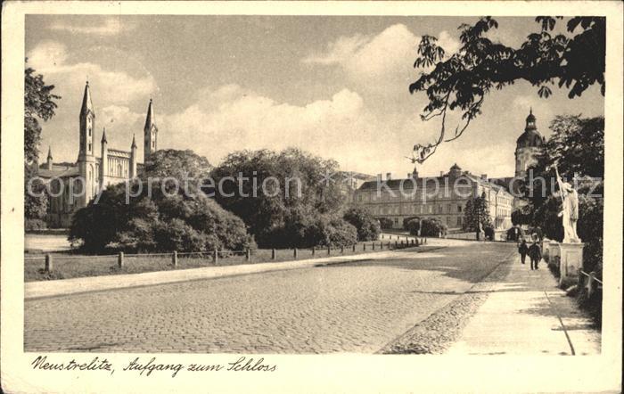 Neustrelitz Schlossaufgang