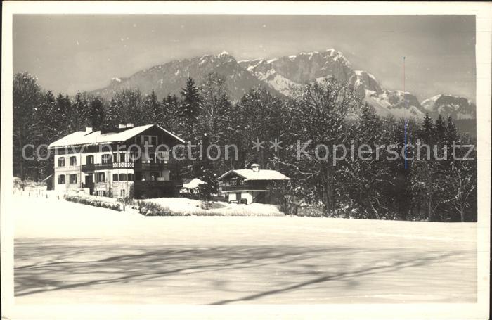 Schoenau Berchtesgaden Haus Koeppeleck mit Untersberg
