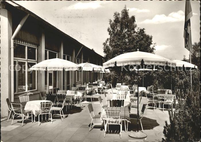 Hinterzarten Breisgau-Hochschwarzwald BW Feuerwehrheim St Florian Cafeterrasse