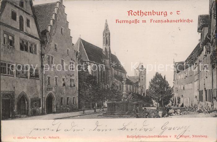 Rothenburg Tauber Herrngasse mit Franziskanerkirche