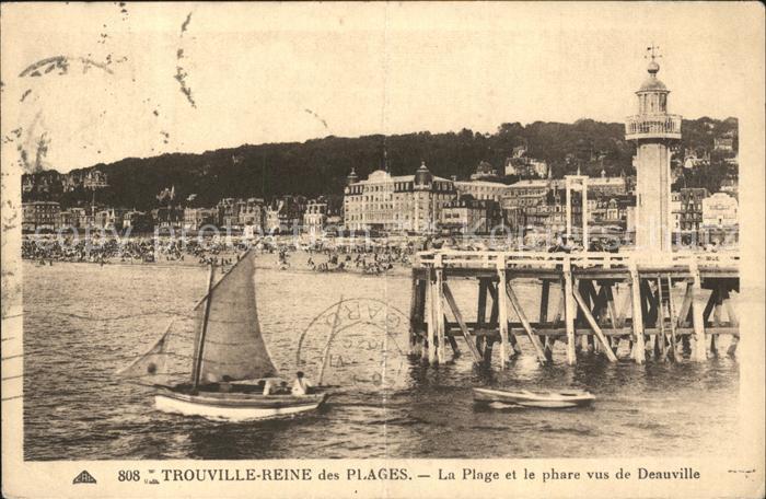 Leuchtturm Lighthouse Segelboot Trouville-Reine des Plages
