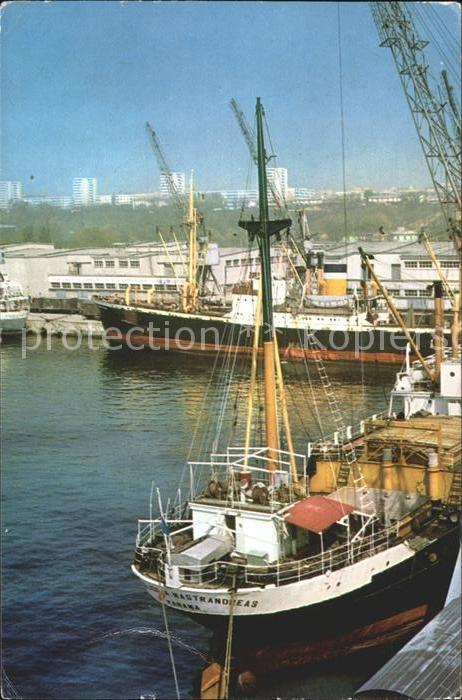 Schiffe Ships Navires Constanta Hafen Rumaenien