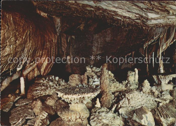 Hoehlen Caves Grottes Attendorn Tropfsteinhöhle Kristalle