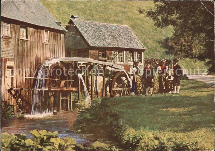 Wassermuehle Schwarzwald Trachten