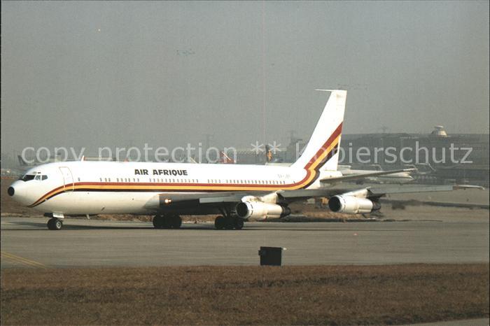 Flugzeuge Zivil Air Afrique B-707-379C 5X-JEF c/n 19821