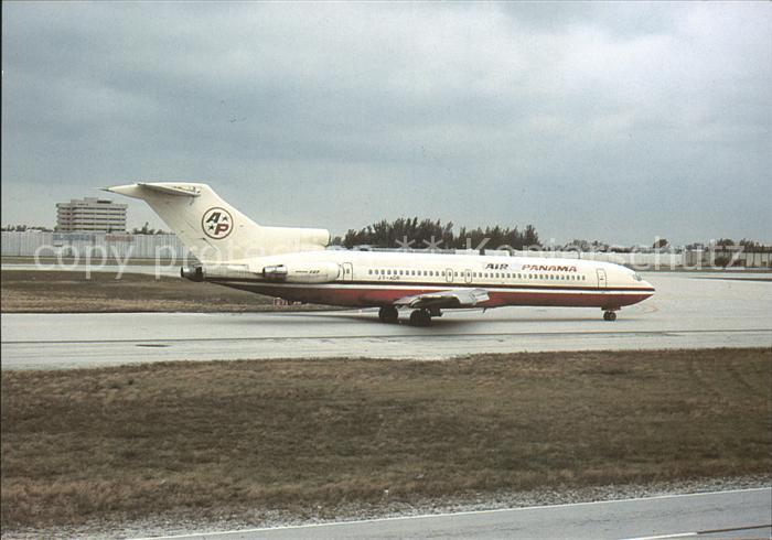 Flugzeuge Zivil Air Panama Royal Jordanian 727-200 JY-A
