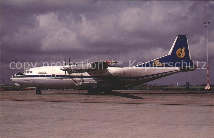 Flugzeuge Zivil Air Cargo Antonov 12 c/n 02348204 CCCP-11129