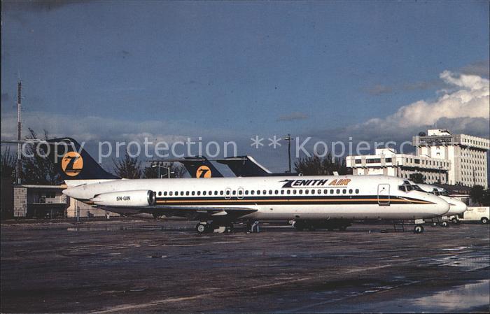 Flugzeuge Zivil Zenith Air DC-9-31 5N-GIN
