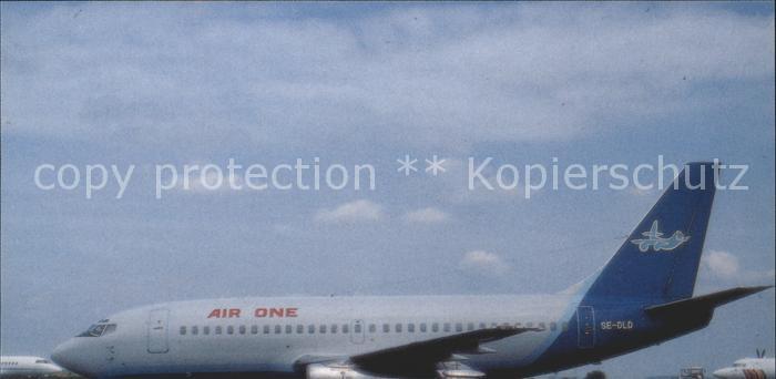 Flugzeuge Zivil Air One B-737-205 SE-DLC c/n 20711/320