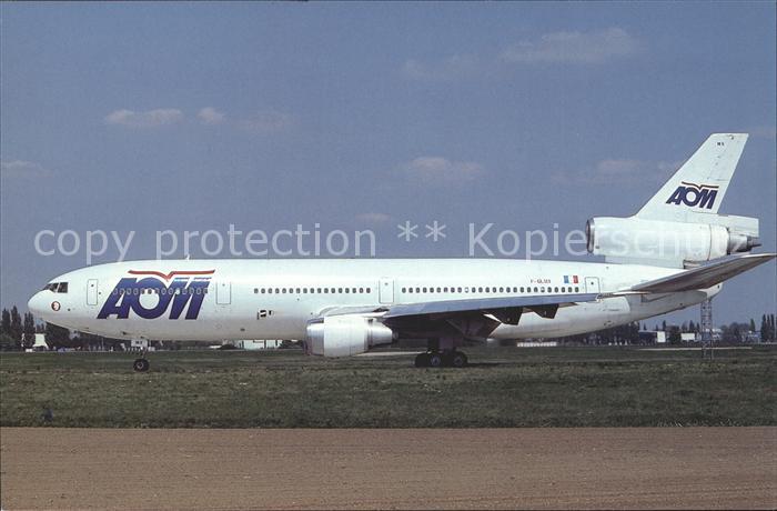 Flugzeuge Zivil AOM Air Outre Mer McDonnell Douglas DC-