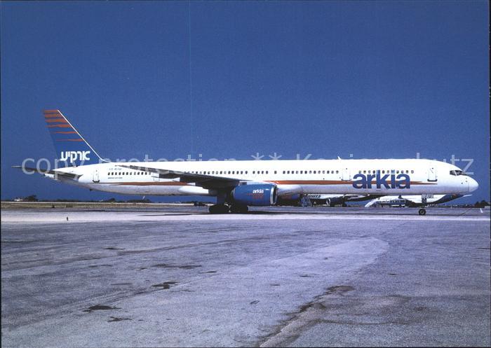 Flugzeuge Zivil Arkia Boeing B757-300 4X-BAU